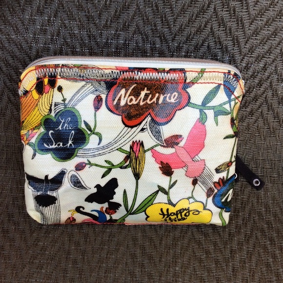 ❌SOLD❌ Sakroots Peace Crossbody and Wristlet Set - Picture 4 of 13